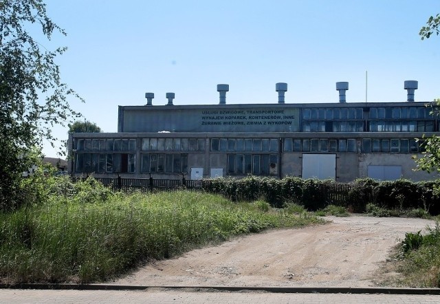 Szczecińskie Centrum Biorecyklingu ma powstać przy ulicy Gdańskiej 12. Obecnie działa tam kilkadziesiąt firm z różnych branży. Dostały już wypowiedzenia i propozycje nowych lokalizacji. Zdjęcia archiwalne