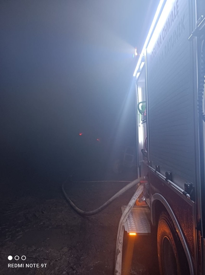 Potężny pożar gospodarstwa w powiecie łukowskim. Właściciele oszacowali straty na 4 mln zł 