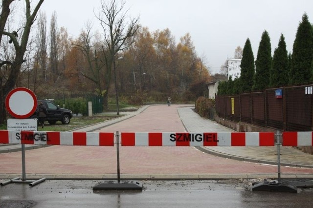 Ul. Podmokła na Górnej została wyłożona kostką betonową.