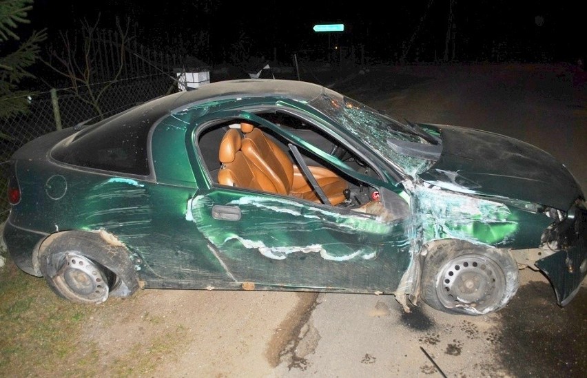 Pijani rozbijali samochody. Takie były święta [FOTO]
