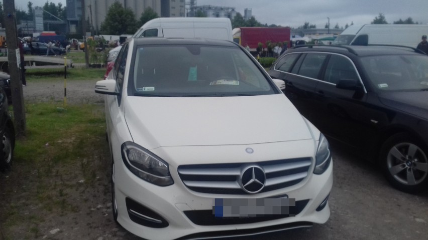 2.	Mercedes klasy B z 2016 r. Silnik diesla 90 KM i...