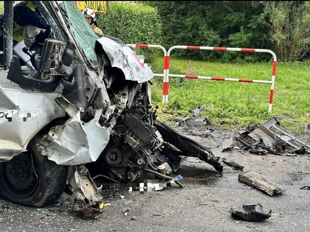 Wypadek na granicy miejscowości Piekiełko i Koszary. Kierowcy żyją