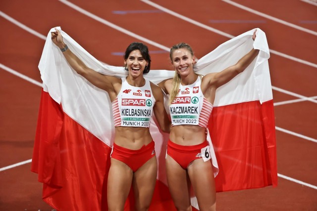 Natalia Kaczmarek i Anna Kiełbasińska dały kibicom w Polsce wiele radości w biegu finałowym na 400 metrów podczas mistrzostw Europy w Monachium (17.08.2022)
