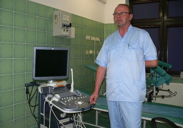 Tarnobrzeski szpital uzyskał w rankingu bardzo dobrą ocenę za opiekę medyczną. To możliwe dzięki nowoczesnej aparaturze. Grzegorz Sałata, szef ginekologii przy nowoczesnym aparacie USG.