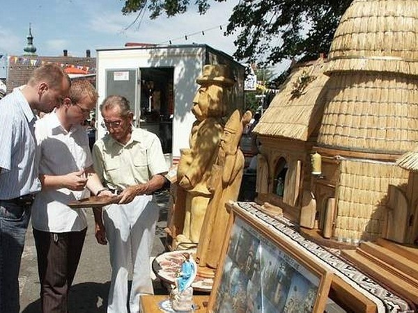 Pszczewski jarmark to największa na lubusko-wielkopolskim pograniczu impreza wystawiennicza ludowego rękodzieła i rzemiosła.