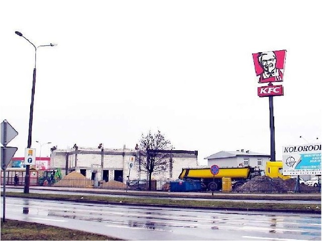 Inowrocław. Powstaną kolejne restauracje i sklepy znanych marek!Przy ul. Miechowickiej w Inowrocławiu trwa budowa restauracji KFC