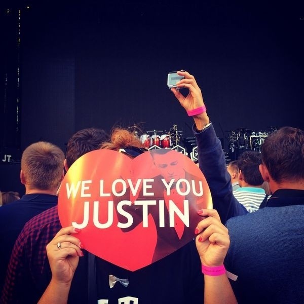 Koncert Justina Timberlake'a w Gdańsku. Zdjęcia fanów z akcji We Love You Justin cz.6 [FOTO]