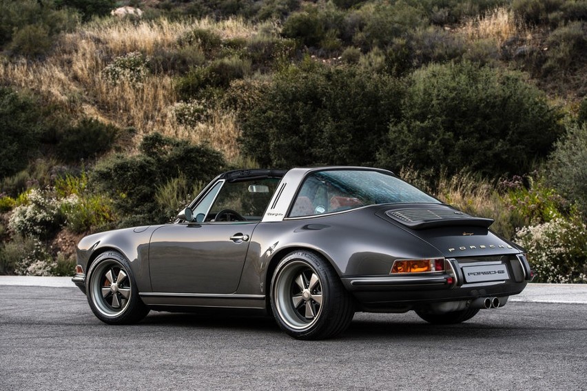 Porsche 911 Targa / Fot,. Singer