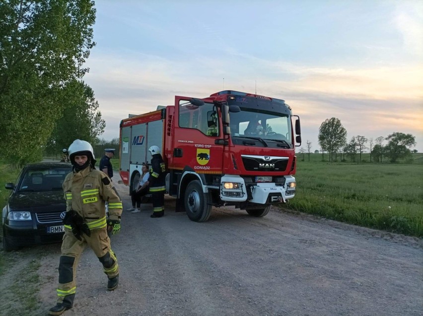 Piwowary. Wypadek na polnej drodze. Auto zjechało z drogi [zdjęcia]