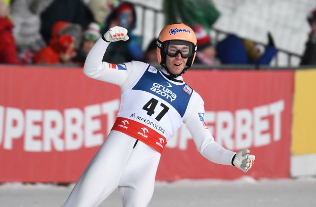 Stefan Kraft prowadzi w klasyfikacji PŚ w skokach narciarskich po konkursach w Ruce