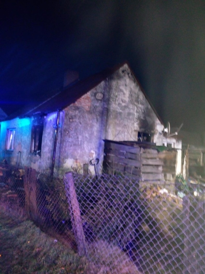 Płonął dom wielorodzinny w miejscowości Miały