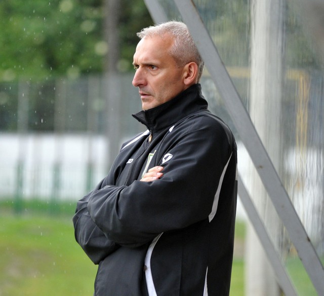 Trener Jacek Mróz