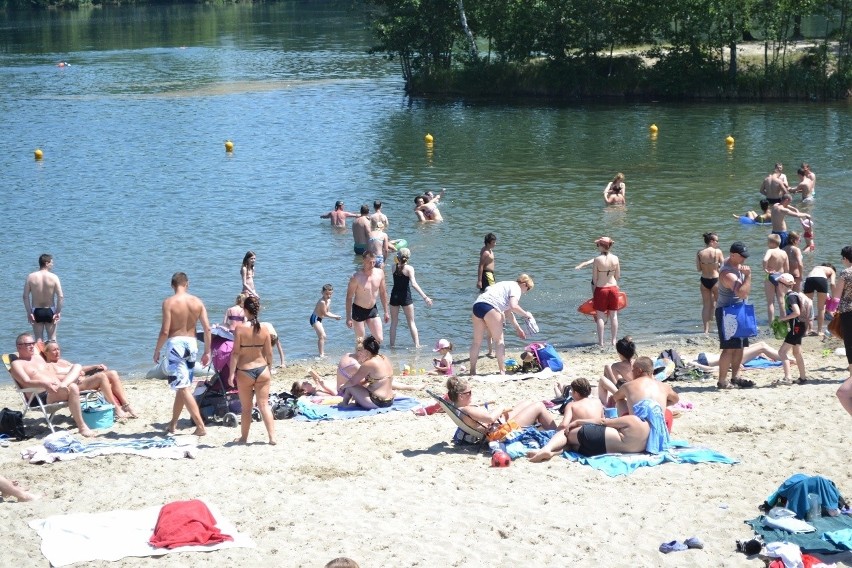 Upały 2014 na Śląsku. Mieszkańcy szukają ochłody na kąpieliskach [ZDJĘCIA]