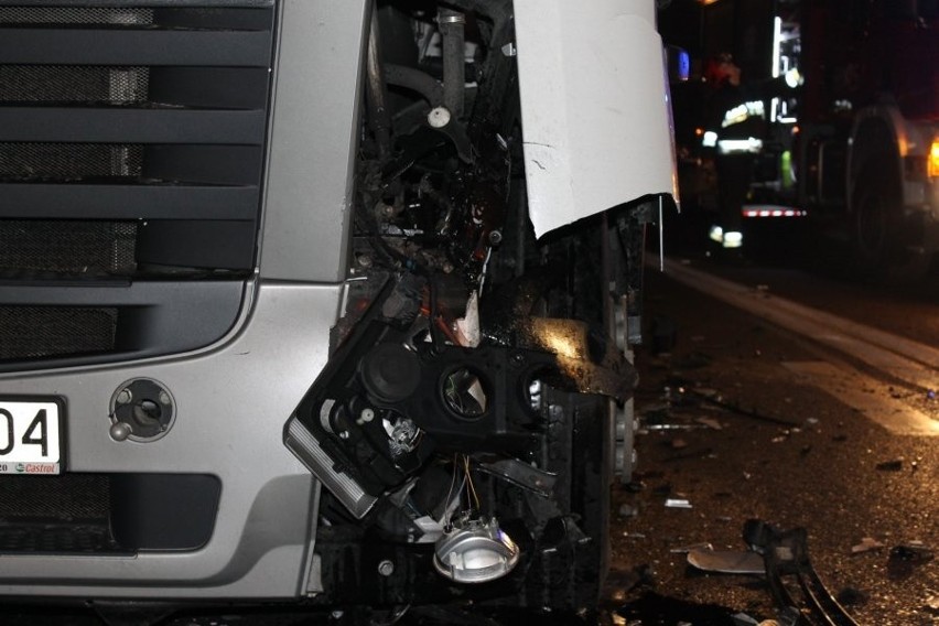 Wypadek w Sosnowcu: Do groźnego wypadku doszło w Sosnowcu....