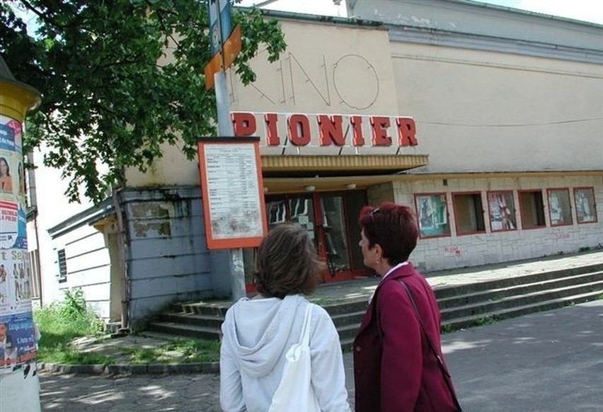 Kino Pionier działało w Strzelcach Opolskich przy ul....