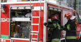 Strażacy uwalniali osoby uwięzione w windzie