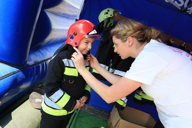 Toruń: Festyn strażacki na Rynku Staromiejskim [ZDJĘCIA]Zobacz także: Toruńscy strażacy od kuchni [ZDJĘCIA, WIDEO]NowosciTorun