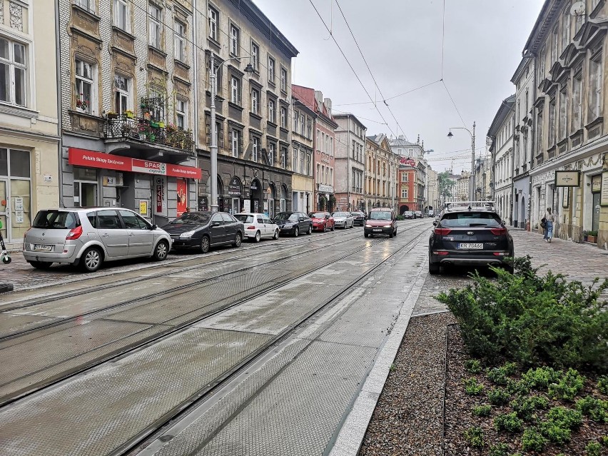 Kraków. Przebudowa ulicy Krakowskiej bliska ukończenia [ZDJĘCIA]