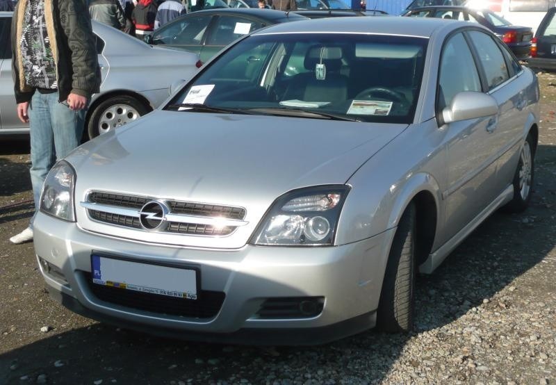 7. Opel vectra...