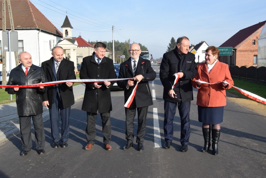 Otwarcie drogi powiatowej Olesno - Kolonia Biskupska.