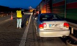 Tragiczny wypadek na drodze S8 w Łódzkiem. Zginął mężczyzna zmieniający koło w samochodzie