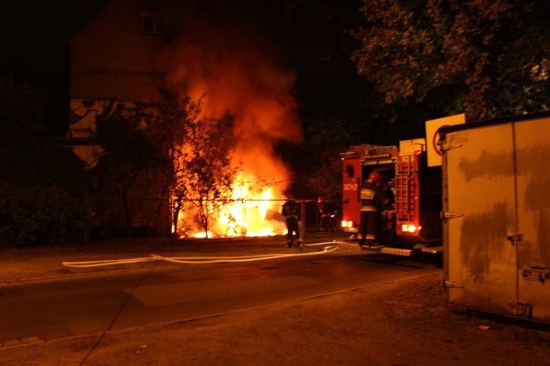 Pożar po wybuchu na Kozanowie, Wrocław, 03.09.2015 r.