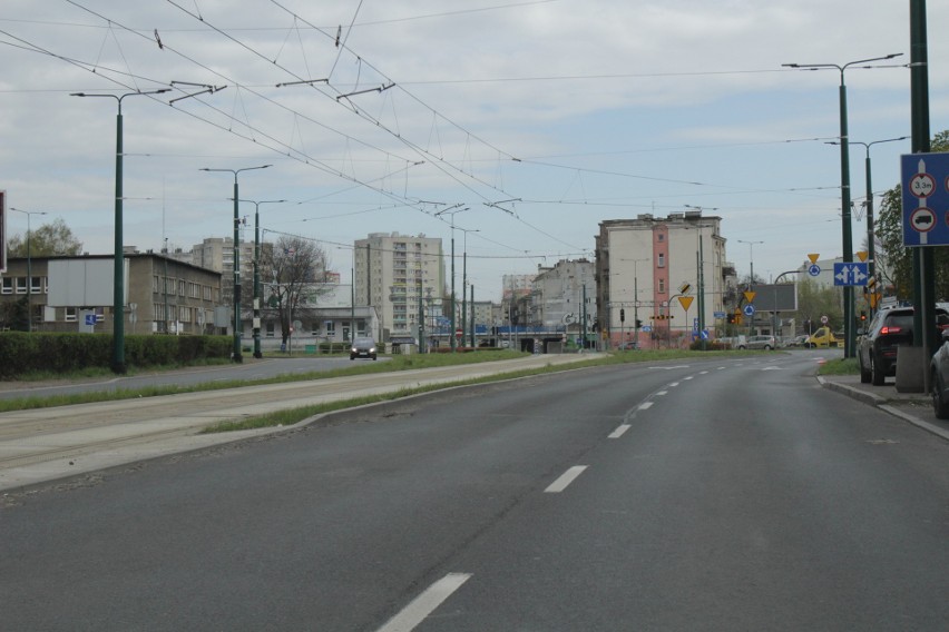 Wiele ulic w Sosnowcu jest pustych. Jednak centrum Sosnowca...