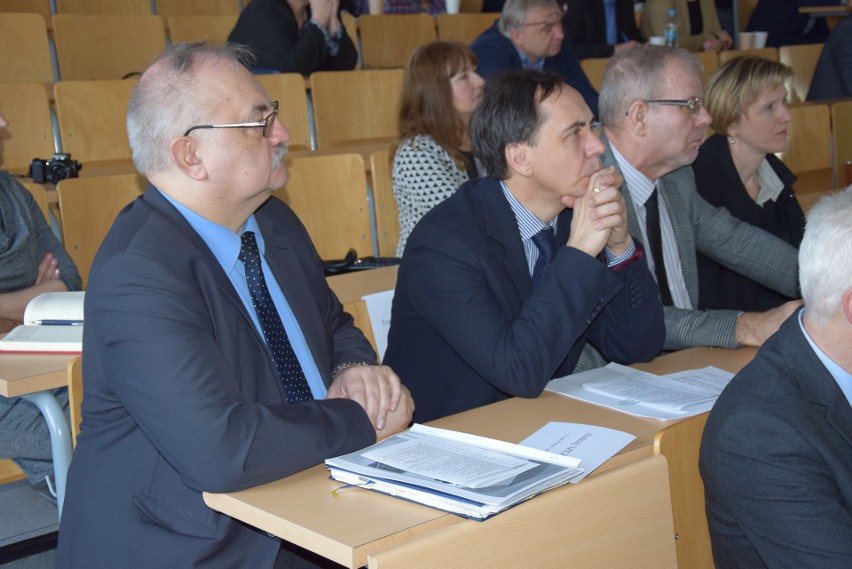 Konferencja antysmogowa na Politechnice Częstochowskiej