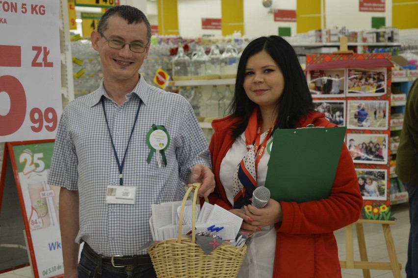 Stowarzyszenie "Pomocna Dłoń" z Pińczowa otrzymało ponad 36 tysięcy złotych od Fundacji Auchan