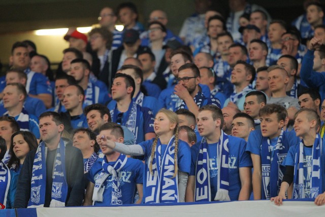 Niemal 30 tysięcy widzów obejrzało na żywo sobotni mecz Lecha Poznań z Górnikiem Zabrze (2:4). Byliście na meczu? Znajdźcie się na zdjęciach!Przejdź do kolejnego zdjęcia ------>