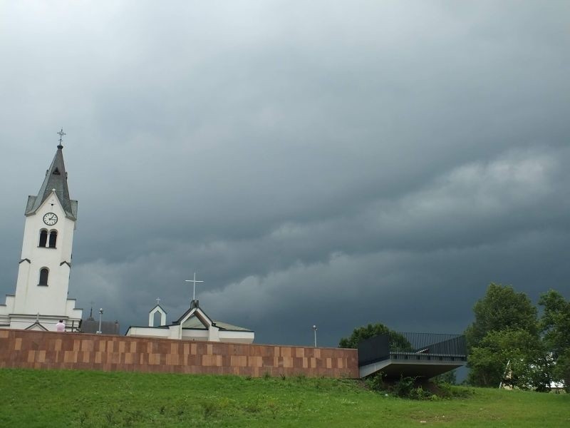 Podtopione ulice i seria zgłoszeń w Starachowicach