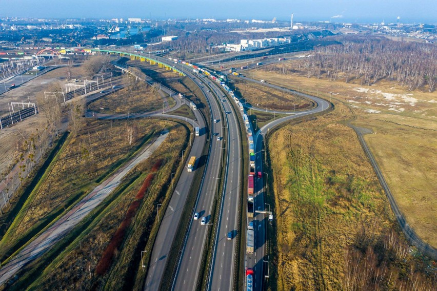 Gigantyczne korki na Trasie Sucharskiego w Gdańsku. Jest pomysł na ich rozwiązanie