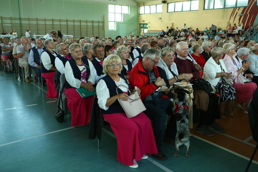 Obchody Dnia Inwalidy i Emeryta w Kluczborku zorganizowano w...