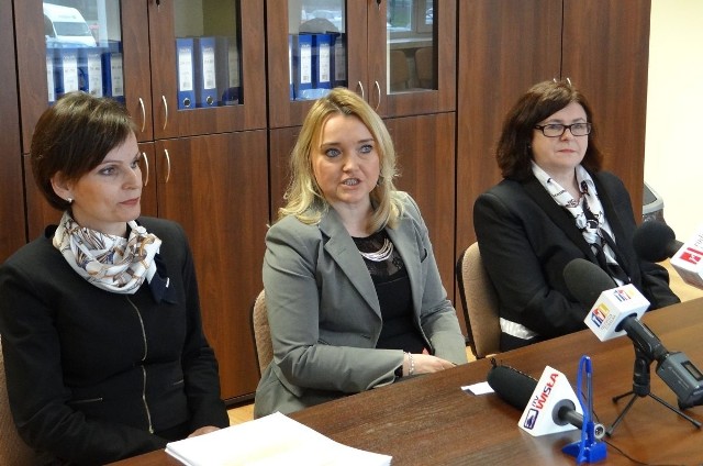 O przygotowaniach mówiły podczas konferencji, od lewej: Elżbieta Sołtys, kierownik Działu Obsługi Klienta ZUS, Elżbieta Krukurka oraz Barbara Kłeczek, kierownik Wydziału Świadczeń Społecznych.