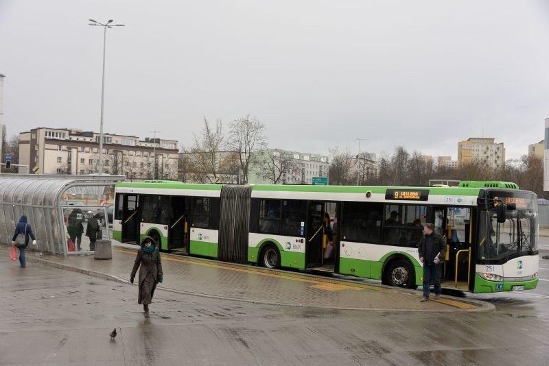 Wszystko super. Tyle że przesiadając się do kolejnych...