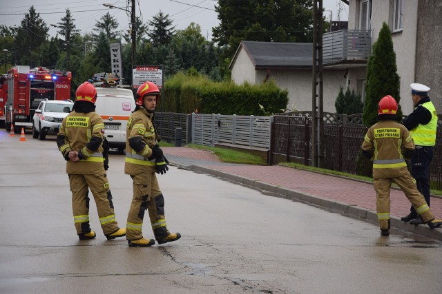 Ewakuacja w Częstochowie. Zapalił się gaz.Zobacz kolejne zdjęcia. Przesuwaj zdjęcia w prawo - naciśnij strzałkę lub przycisk NASTĘPNE