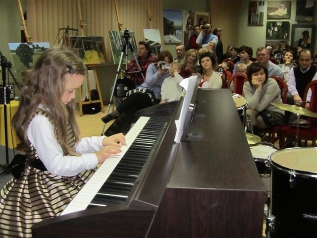 Na pianinie zagrała Karolinka Zyśk