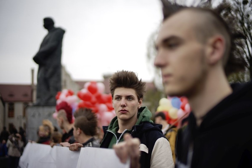 Manifestacja na placu Mickiewicza: "Stop dla zakazu aborcji....