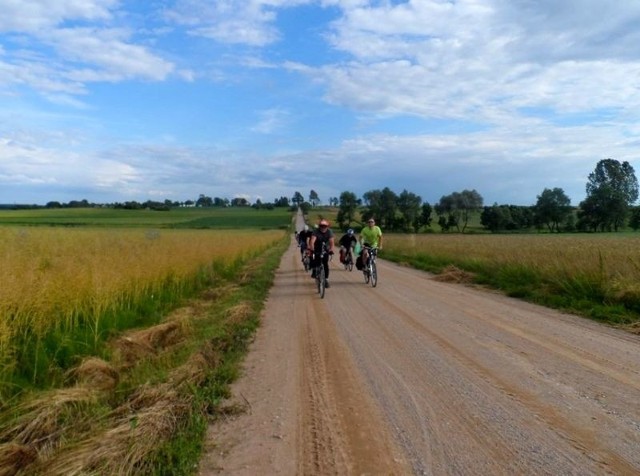 Wyprawa rowerowa w grupie to zawsze ciekawe przeżycie. Doborowe towarzystwo można znaleźć np. w klubie Eskapada.