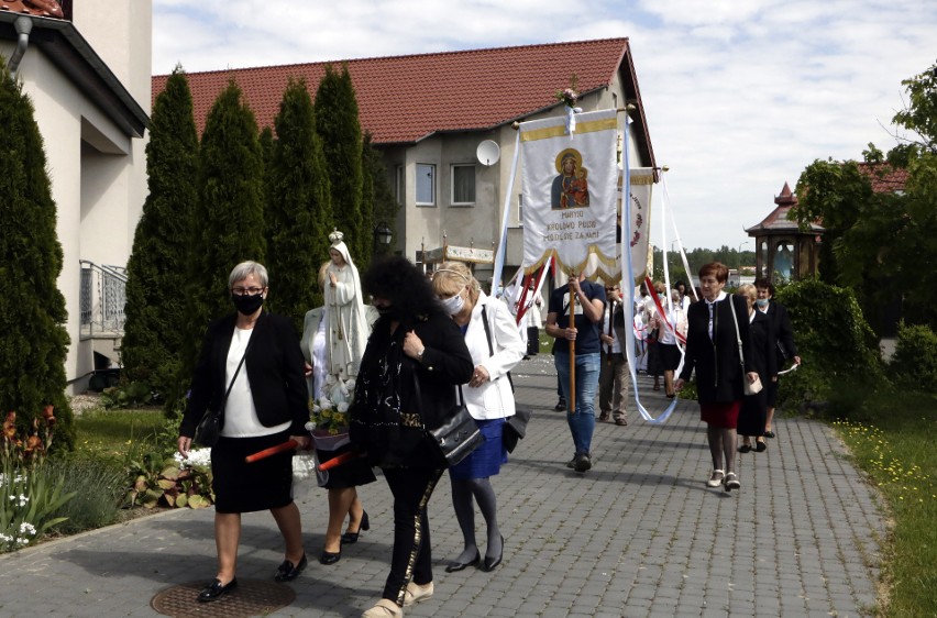 Towarzyszyliśmy w procesji Bożego Ciała wiernym z parafii...