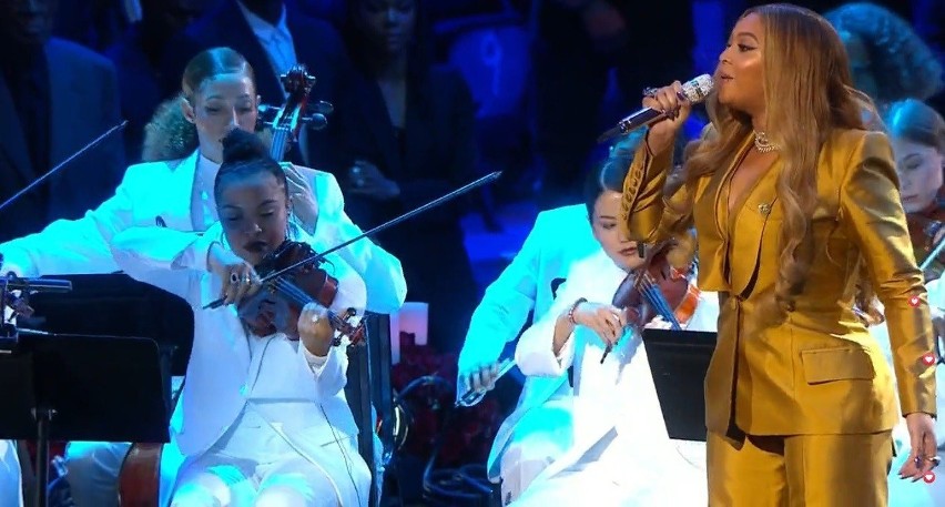 Kobe Bryant - pogrzeb w Staples Center. Jimmy Kimmel, Beyoncé, J.Lo, Alicia Keys i Kim Kardashian pożegnali legendę NBA