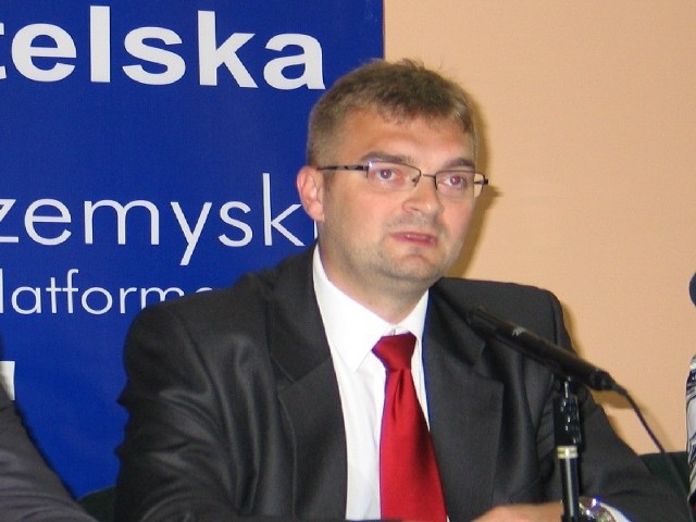 Rafał Oleszek, radny PO.