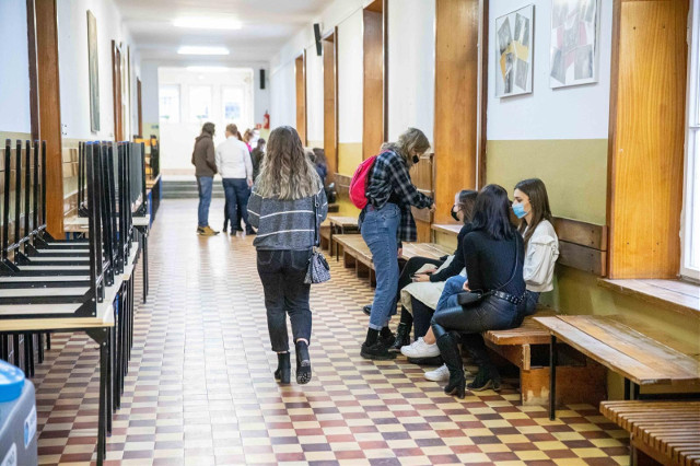 Najlepsze szkoły ponadpodstawowe w Podlaskiem w rankingu Zwolnieni z Teorii! Tu liczą się nie wyniki matur, ale umiejętności miękkie