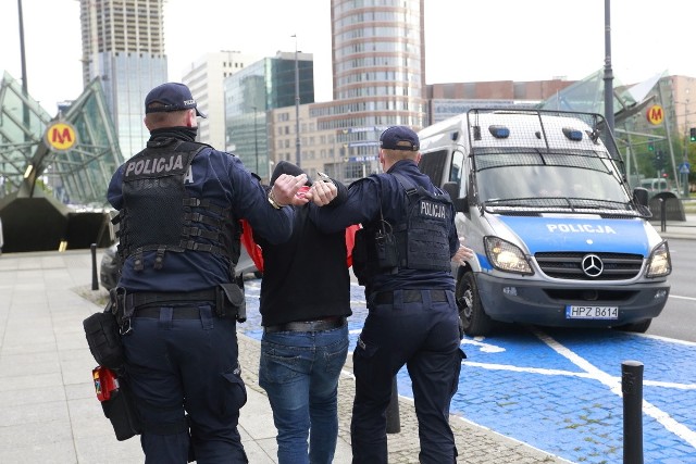 Przed Sądem Okręgowym w Łodzi staną zatrzymani przez policjantów dwaj agresorzy z Kutna