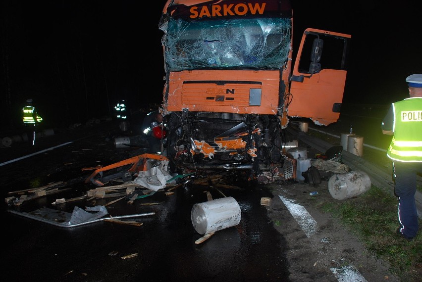 Wypadek TIRów na S1 w Sosnowcu: Ciężarówki jechały na czołówkę [ZDJĘCIA i WIDEO]