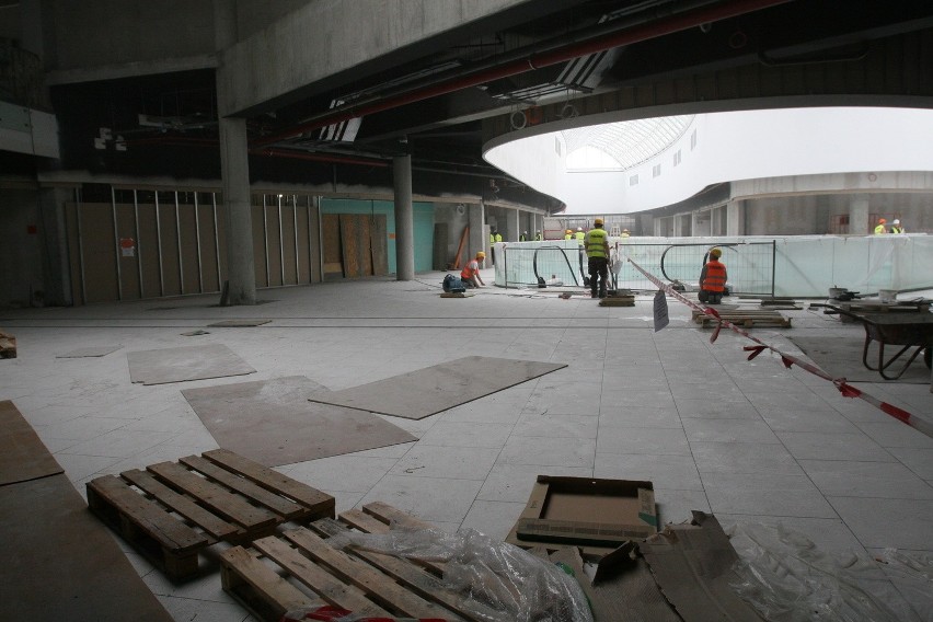 Budowa Galerii Katowickiej w lipcu 2015 była już bliska...