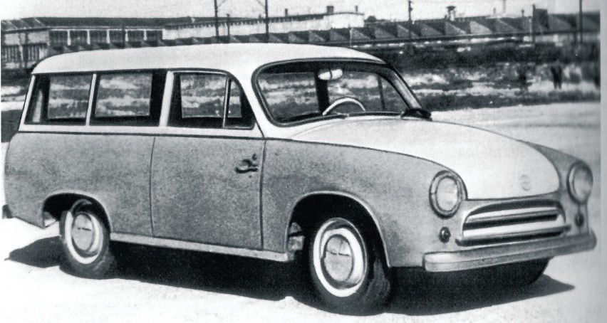 Syrena Kombi - prototyp z roku 1960, 5-7-osobowa z...