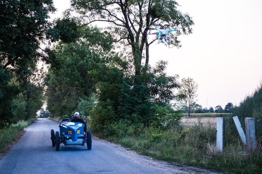 Bugatti T40...