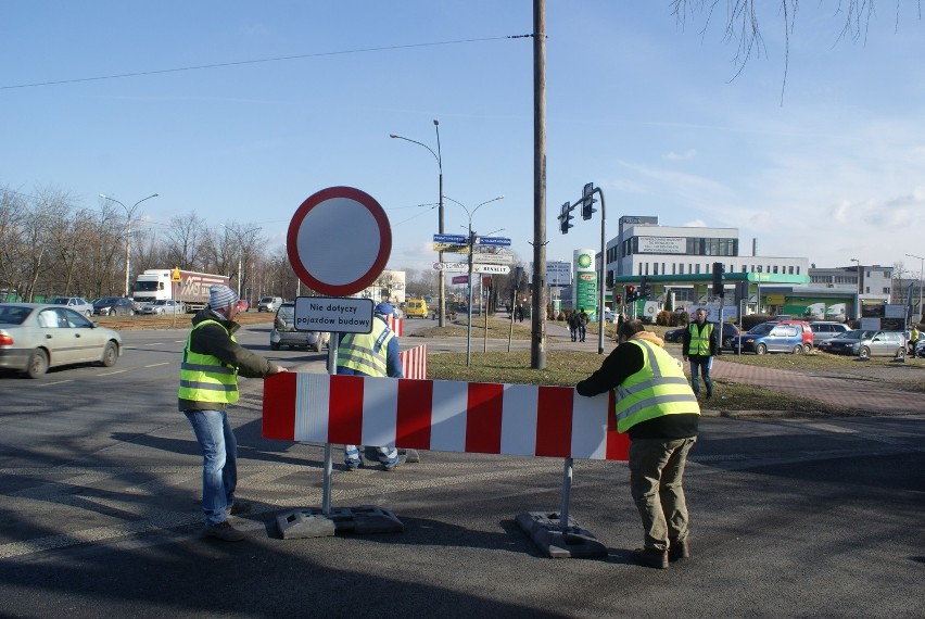 Przebudowa ul. Majakowskiego potrwa do października 2015...