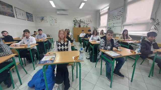 W Zespole Szkół Budowlanych w Radomiu spotkali się najlepsi matematycy ze szkół podstawowych w mieście i powiecie radomskim. Wzięli udział w  I Powiatowym Konkursie Matematycznym "Matematyka w praktyce" .